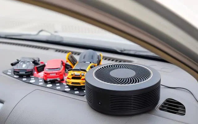 Автомобильный очиститель воздуха 70mai Air Purifier Pro (Midrive AC02) (черный) фото 2